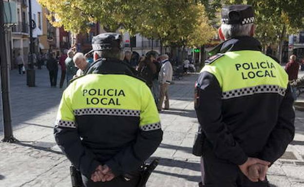 El Ayuntamiento de Badajoz pretende sacar 50 nuevas plazas de policías locales en 2018 y 2019