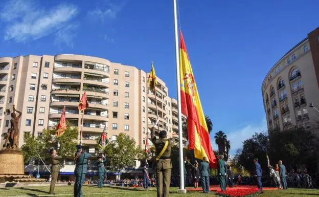 Acto celebrado en la plaza José Luis Herrera Pombo de Badajoz:: C. MORENO