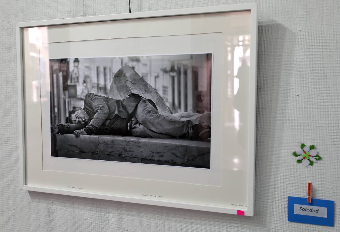 El Centro Cultural 'Santo Domingo' de la Fundación CB en Mérida alberga desde el lunes, 3 de diciembre, la exposición 'La sonrisa de los colores', de Javier Rodríguez Rubio. La muestra, que se puede visitar hasta el próximo día 30, se desarrolla a favor de la Asociación Española Contra el Cáncer (AECC). El horario de la exposición es de lunes a sábado, en horario de 10:00 a 13:30 horas y de 18:00 a 21:00 horas. Mientras, los domingos permanecerá abierta de 10:00 a 13:30 horas.