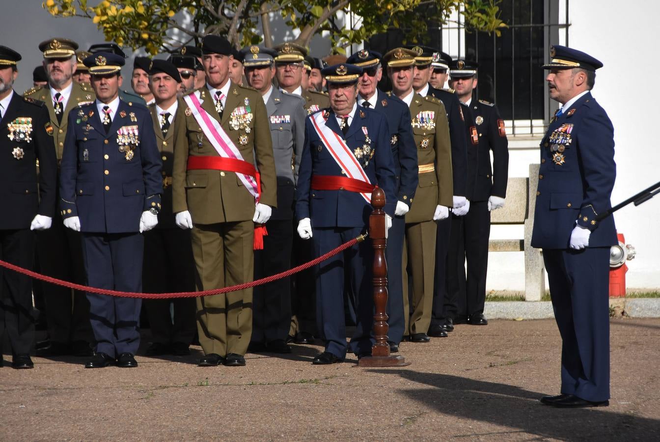La delegada del Gobierno, Yolanda García Seco, asistió al acto con motivo de la celebración del día de la Virgen de Loreto, patrona del Ejército del Aire, en la Base aérea de Talavera la Real (Badajoz)