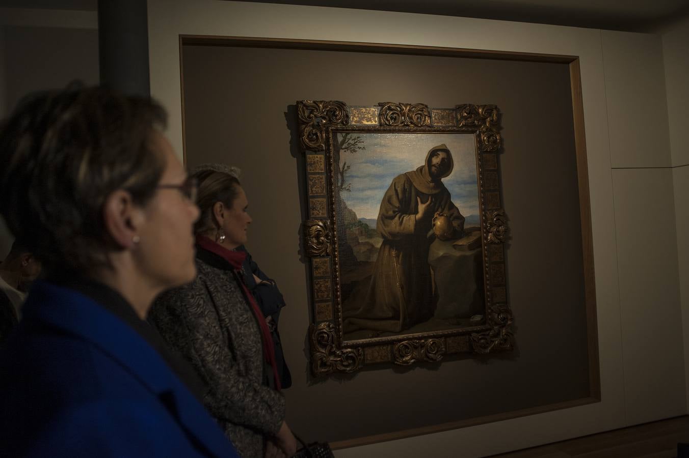 El Museo del Prado, inmerso también en su bicentenario, ha cedido durante un mes 'San Francisco en oración', uno de los cuadros menos conocidos de Francisco de Zurbarán, al MUBA 