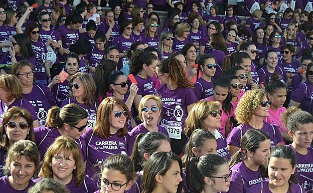 Carrera de la Mujer organizada por la Fundación Jóvenes y Deporte. 