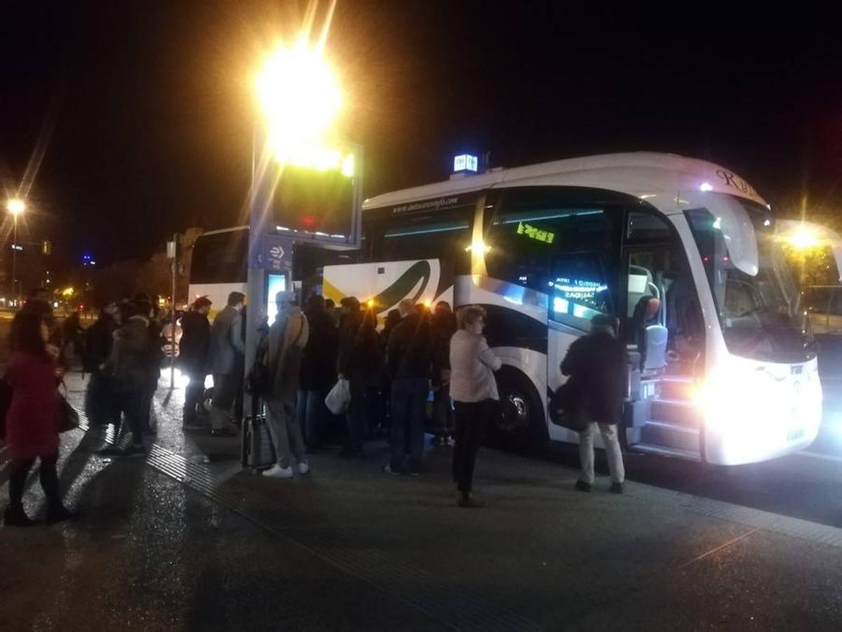 El tren Badajoz-Madrid tuvo un problema y quedó detenido en mitad del campo dejando a 160 pasajeros sin luz ni calefacción