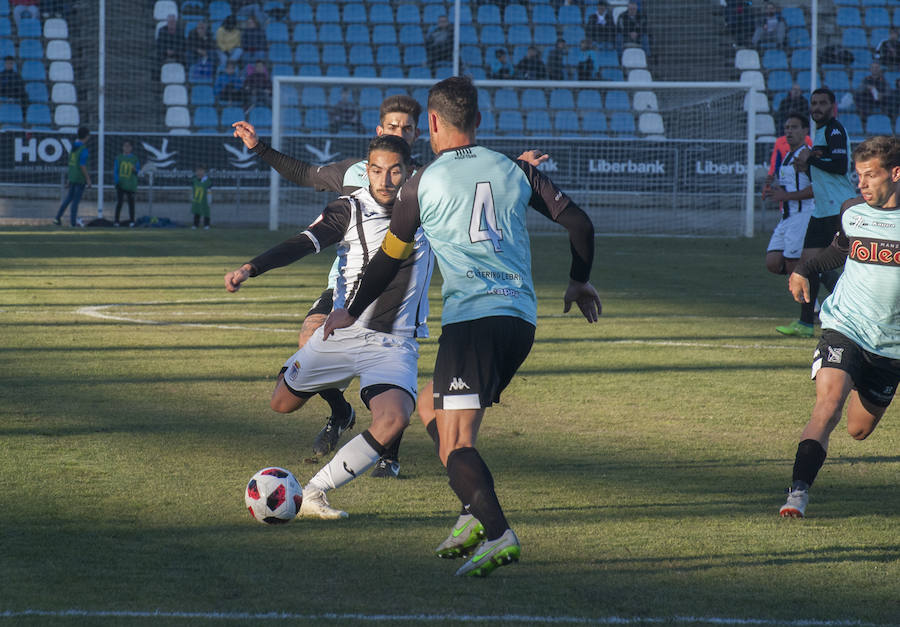 Los blanquinegros regalan a su afición una goleada a la que Éder Díaz, con un tanto de tacón, y José Ángel, con otro de chilena, pusieron broche de oro