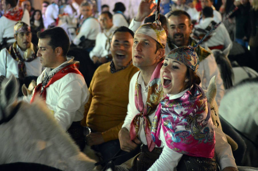 La carrera de 'La Encamisá', Fiesta de Interés Turístico Regional, arrastra gran tradición