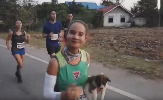 Acción solidaria durante la maratón