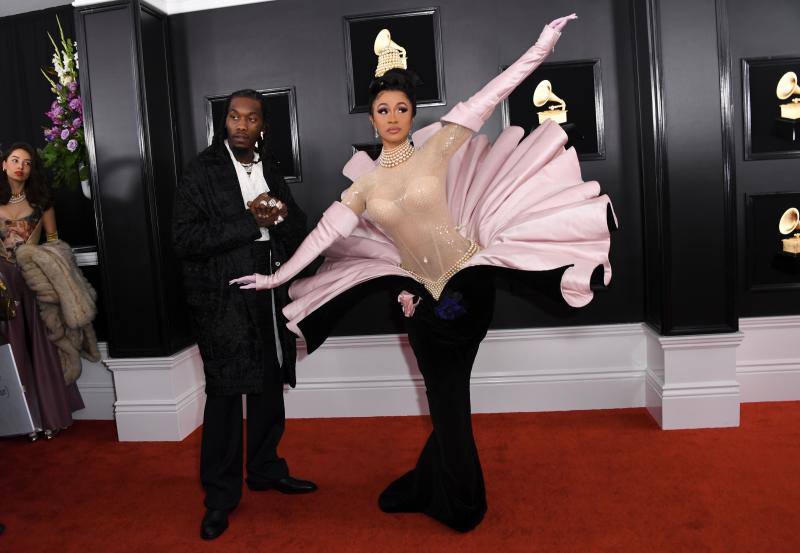 La rapera Cardi B y Offset en la alfombra roja. 