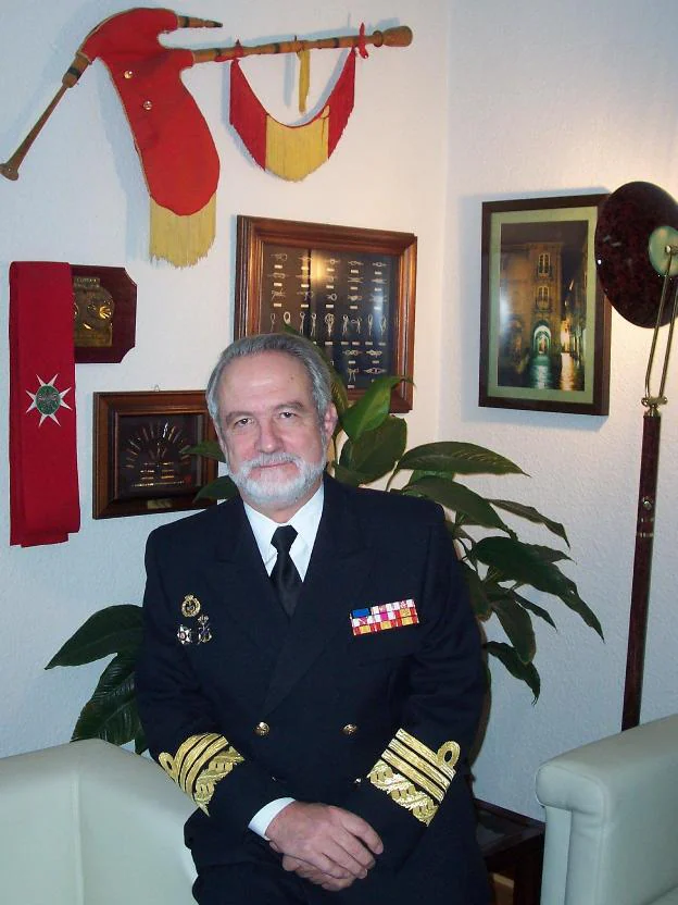 José Ángel Sande Cortizo, almirante de la Armada. :: HOY