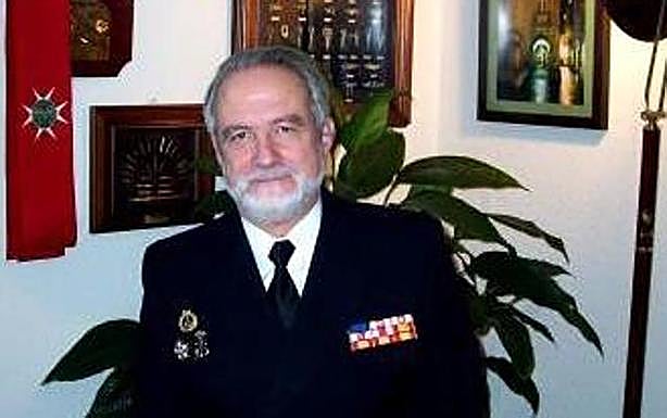 Conferencia del almirante José Ángel Sande Cortizo en Cáceres