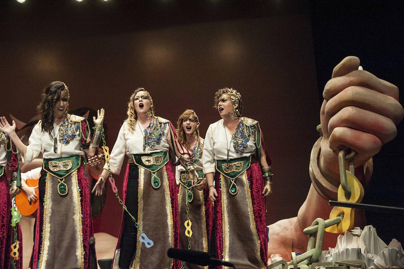 La Castafiore fue de menos a más y se calentó en el popurrí