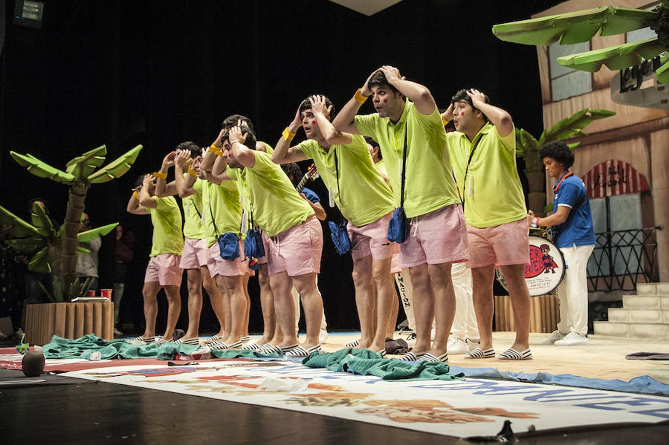 Los Camballotas levantaron al patio de butacas y se echa de menos un grupo con esa energía en la final