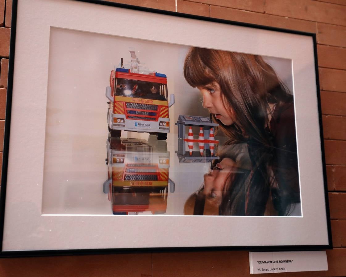 Hasta el 15 de marzo, en el Centro Cultural Alcazaba, se podrá ver la exposición fotográfica 'Igualdad en Positivo'. Se trata de 18 fotografías que reflejan en positivo situaciones de igualdad entre hombres y mujeres en la vida cotidiana, una exposición con el objetivo de contribuir a la lucha por la igualdad real y que forma parte de las actividades conmemorativas del Día Internacional de la Mujer.