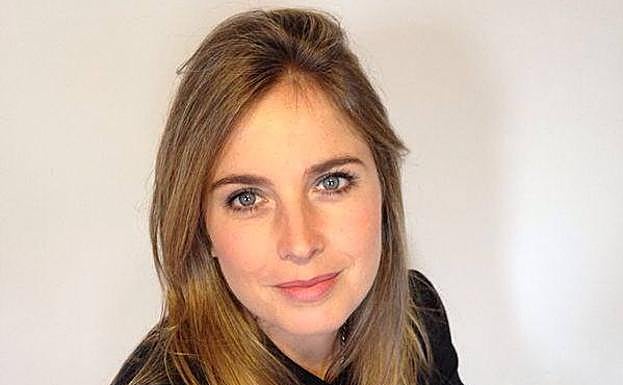 Mónica Arjona, directiva. 