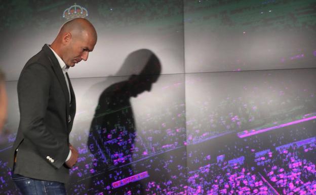 Zidane, en su presentación con el Real Madrid. 