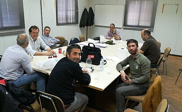 Comité de empresa encerrado en Almaraz.