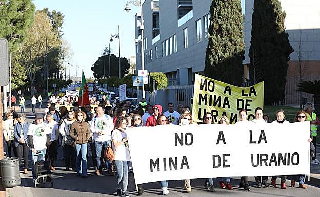 Manifestación contra la mina de uranio, esta jueves en Mérida