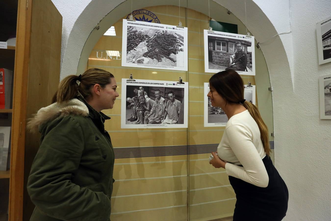 La UNED Mérida acoge la exposición: «Republicanos españoles en los campos nazis», del 19 de marzo al 5 de abril, en horario de 9.30 a 13.30 horas y de 16.30 a 21.00 horas, de lunes a jueves. Viernes de 9:30 a 14:00 h. La exposición será inaugurada con la conferencia y posterior mesa redonda «Notas sobre la deportación española y extremeña a los campos de concentración nazis» que correrá a cargo de José Hinojosa Durán, historiador y delegado en Extremadura de Amical de Mauthausen, y tendrá lugar el martes, 19 de marzo, a las 19.30 horas, en la Sala en la sala de Exposiciones del Centro