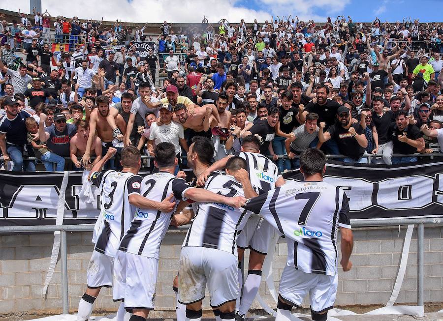 Los blanquinegros sellan otro partido épico con un triunfo en el descuento con gol de Guzmán de penalti