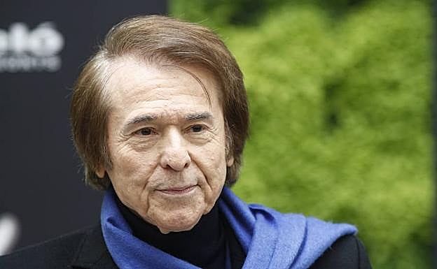 Raphael, durante una rueda de prensa este martes en Madrid.