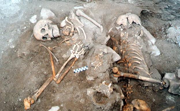 Restos de un cuerpo de un soldado de Alfonso VIII que murió durante el ataque al castillo de Alarcos.