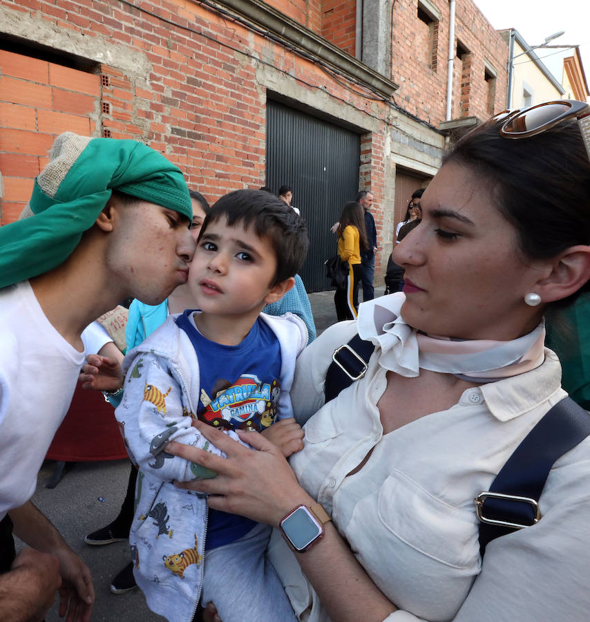 La Hermandad de Jesús de la Humildad y las Lágrimas hizo su travesía por toda la ciudad. Sin prisa pero sin pausa, despacio y humilde como la mirada de su Cristo