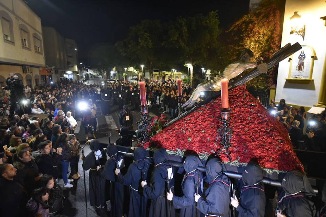 Fotos: Procesión del Cristo de la Paz en Badajoz