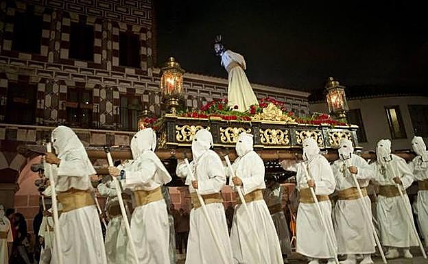 La Semana Santa de Badajoz celebra una cena de convivencia