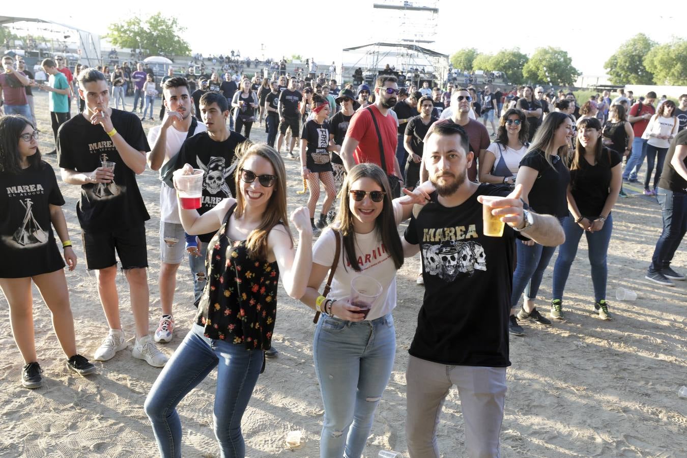 El plato fuerte de la jornada inaugural fue el regreso a los escenarios de Marea, que ha iniciado en Cáceres la gira de presentación de su último trabajo, 'El Azogue'. El líder y vocalista de la banda, Kutxhi Romero, destacó en una rueda de prensa previa al concierto el buen estado de salud del rock.