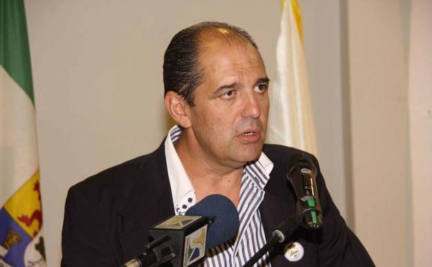 Ángel Vadillo, alcalde de Alburquerque. :: 