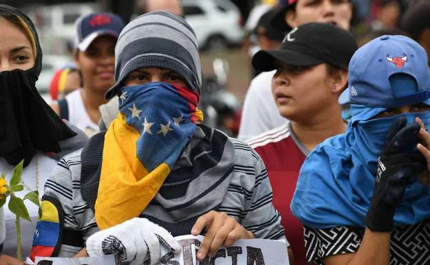 España, atrapada en Venezuela