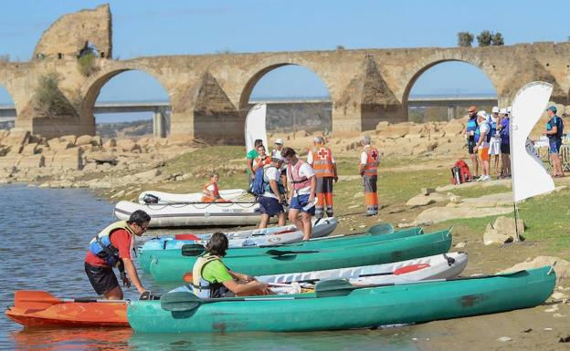 'Aventuras Acuáticas en Alqueva' vuelve con vela, kayak y el descenso del Guadiana 