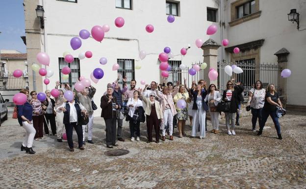 Imagen de archivo de una actividad organizada para conmemorar el Día de la Fibromialgia. 