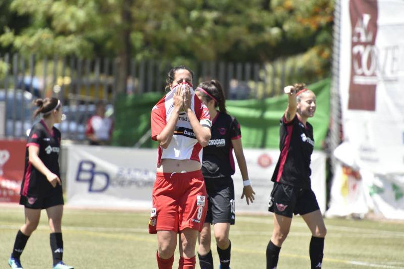 El Santa Teresa gana 1-0 al Tacón en El Vivero y afronta la vuelta de la final por el ascenso a la Liga Iberdrola con ventaja