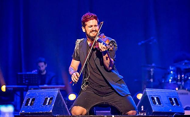 Jorge Guillén, violinista de Strad.