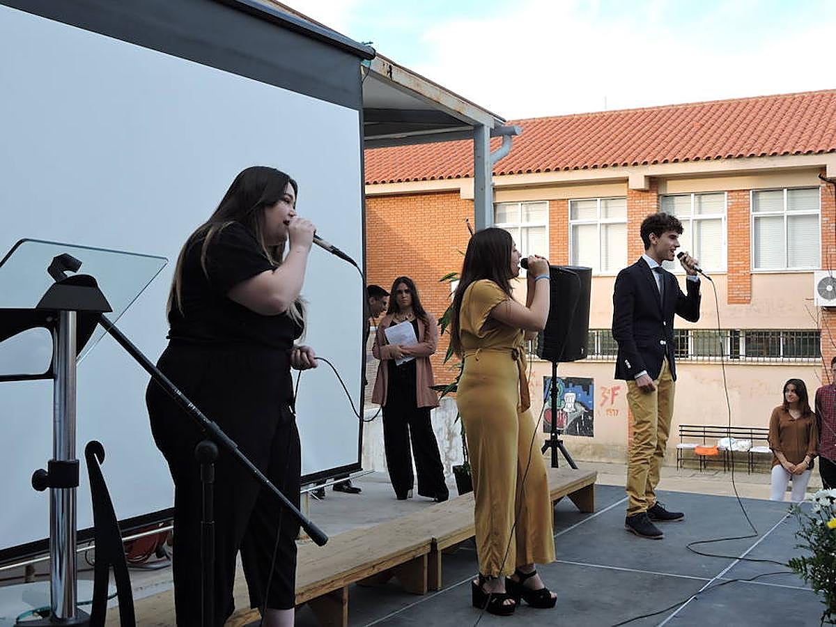 Medio centenar de fotos del acto