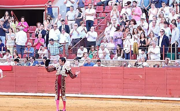 Saludo desde el tercio de Emilio de Justo 