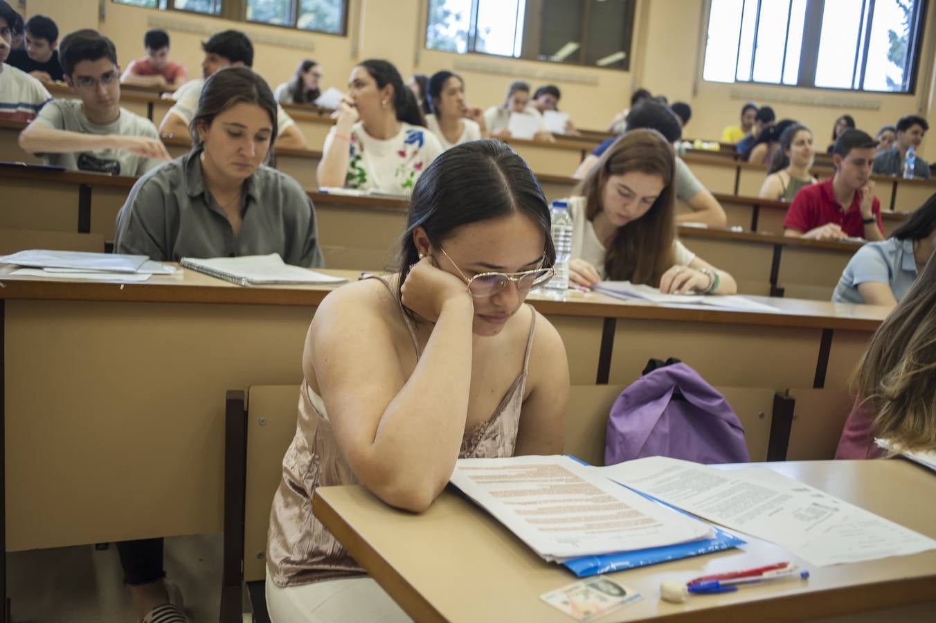 5.107 alumnos se enfrentan a la Selectividad en doce sedes de la región extremeña.