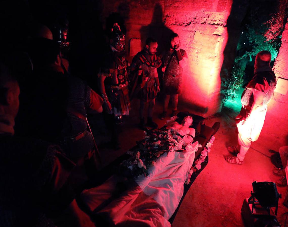 Fotos: Emérita Lúdica arranca con el &#039;Funus Romanus&#039; en la Casa del Mitreo de Mérida