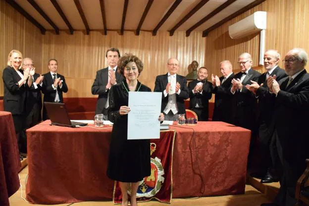 La nueva académica en su ingreso en la institución. :: JSP