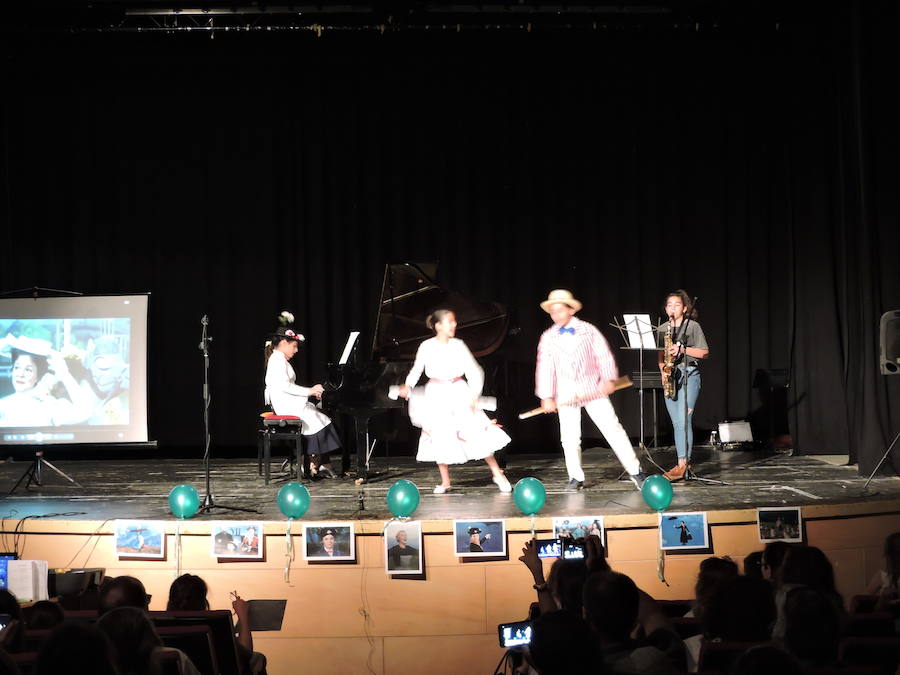 Fotos: 70 Fotos del concierto de fin de curso de la escuela de música de Fregenal