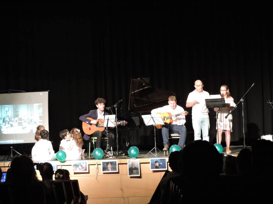 Fotos: 70 Fotos del concierto de fin de curso de la escuela de música de Fregenal