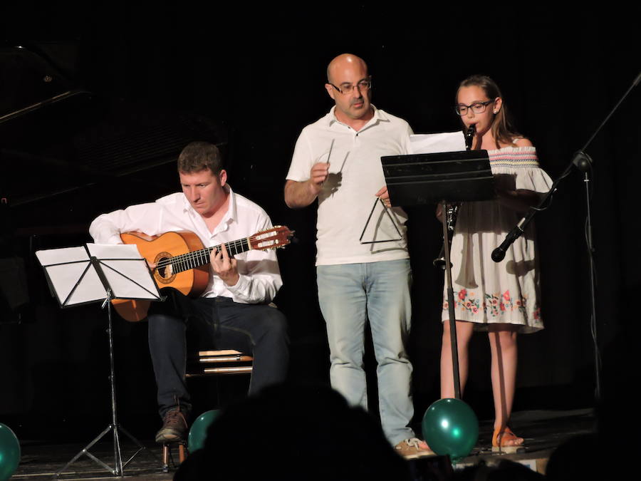 Fotos: 70 Fotos del concierto de fin de curso de la escuela de música de Fregenal