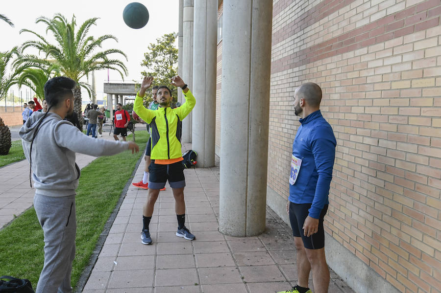 Fotos: Las oposiciones para cubrir 38 plazas de la Policía Local en Badajoz han comenzado con las pruebas físicas