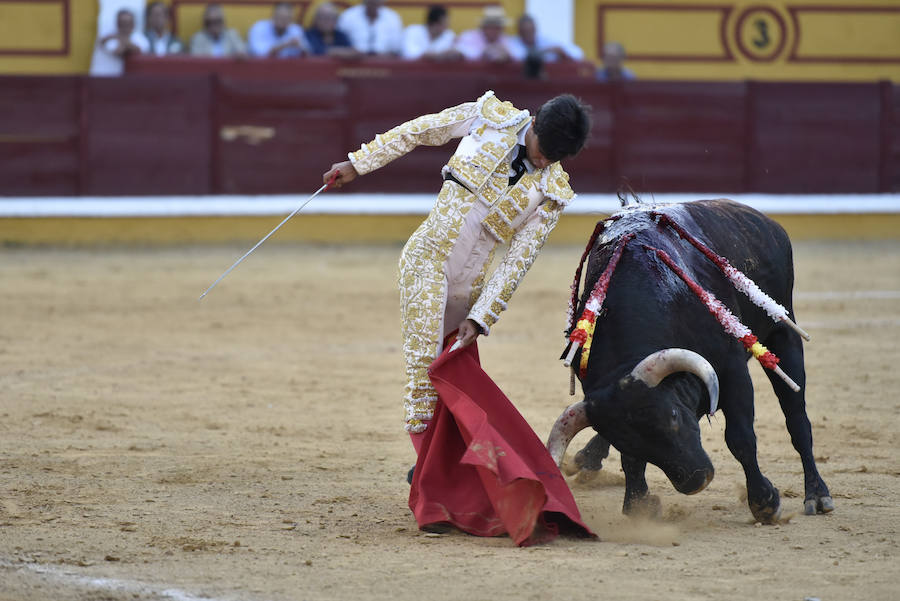 El de Villafranco cuaja una gran faena ante el cuarto de la tarde de Victoriano del Río, noble hasta la extenuación y que se empleó bien con el caballo