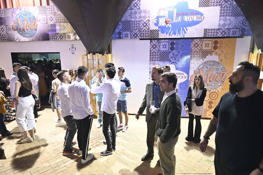 Hubo colas para entrar en las casetas del ferial de madrugada