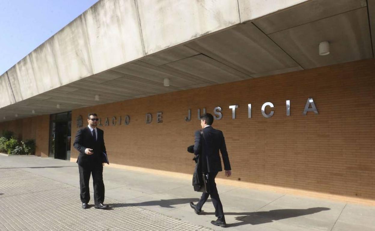 El juicio se celebró en la sección de la Audiencia en Mérida. 