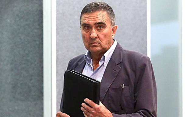 Manuel Sánchez Custodio, este lunes antes de iniciarse el juicio. 