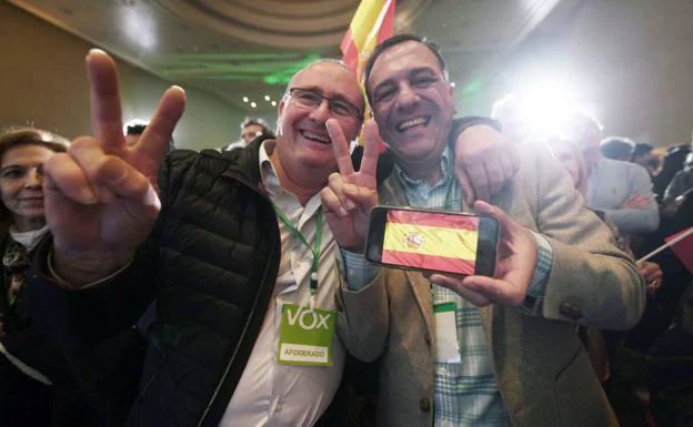 Antonio Pozo y Juan Antonio Morales, durante la campaña electoral 