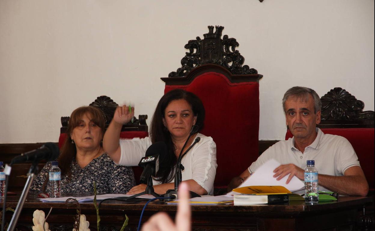 En el centro, la alcaldesa Marisa Murillo.