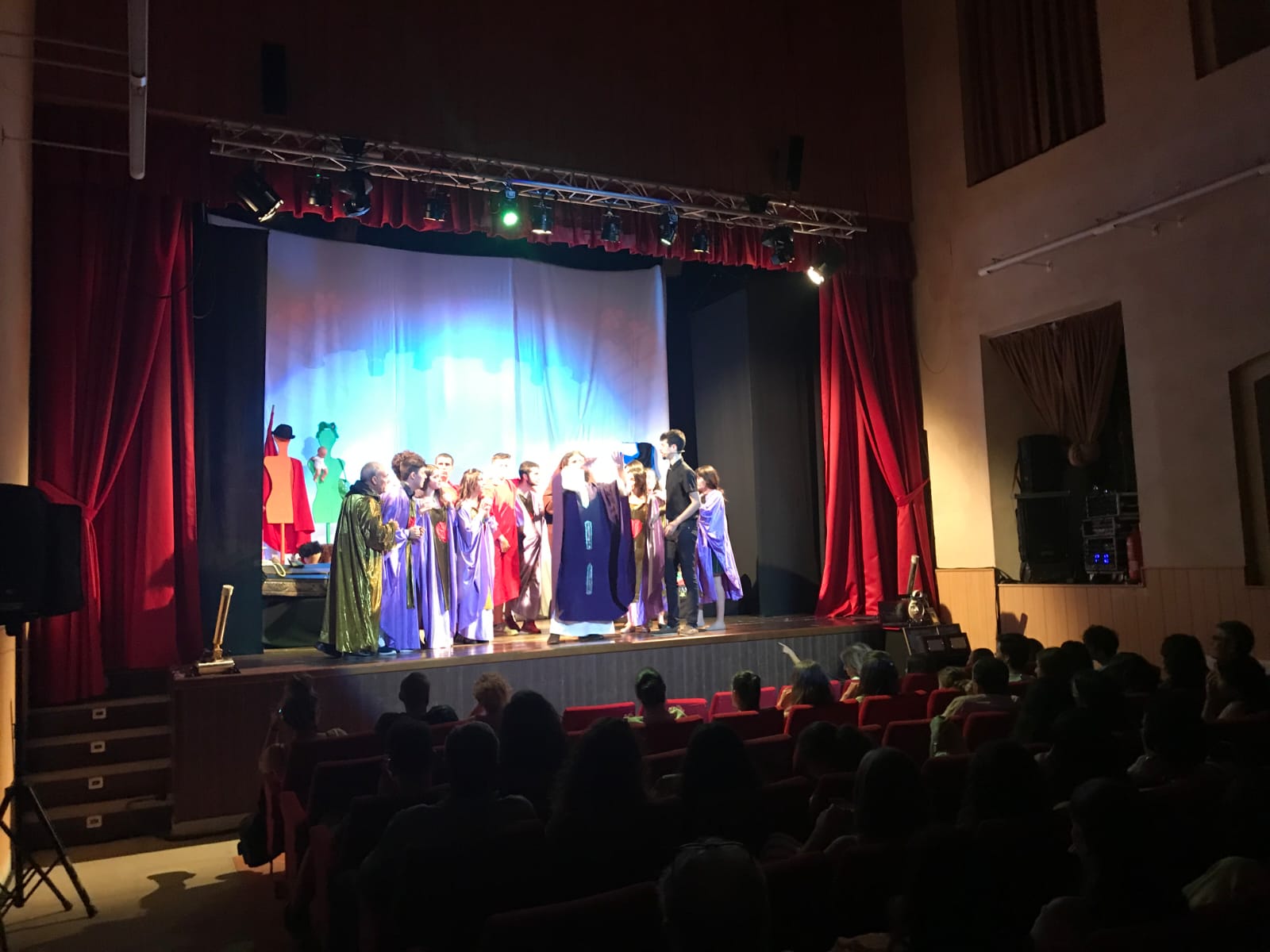 Fotos: Soliloquio Teatro celebra su aniversario con la gala “5 años de musicales”